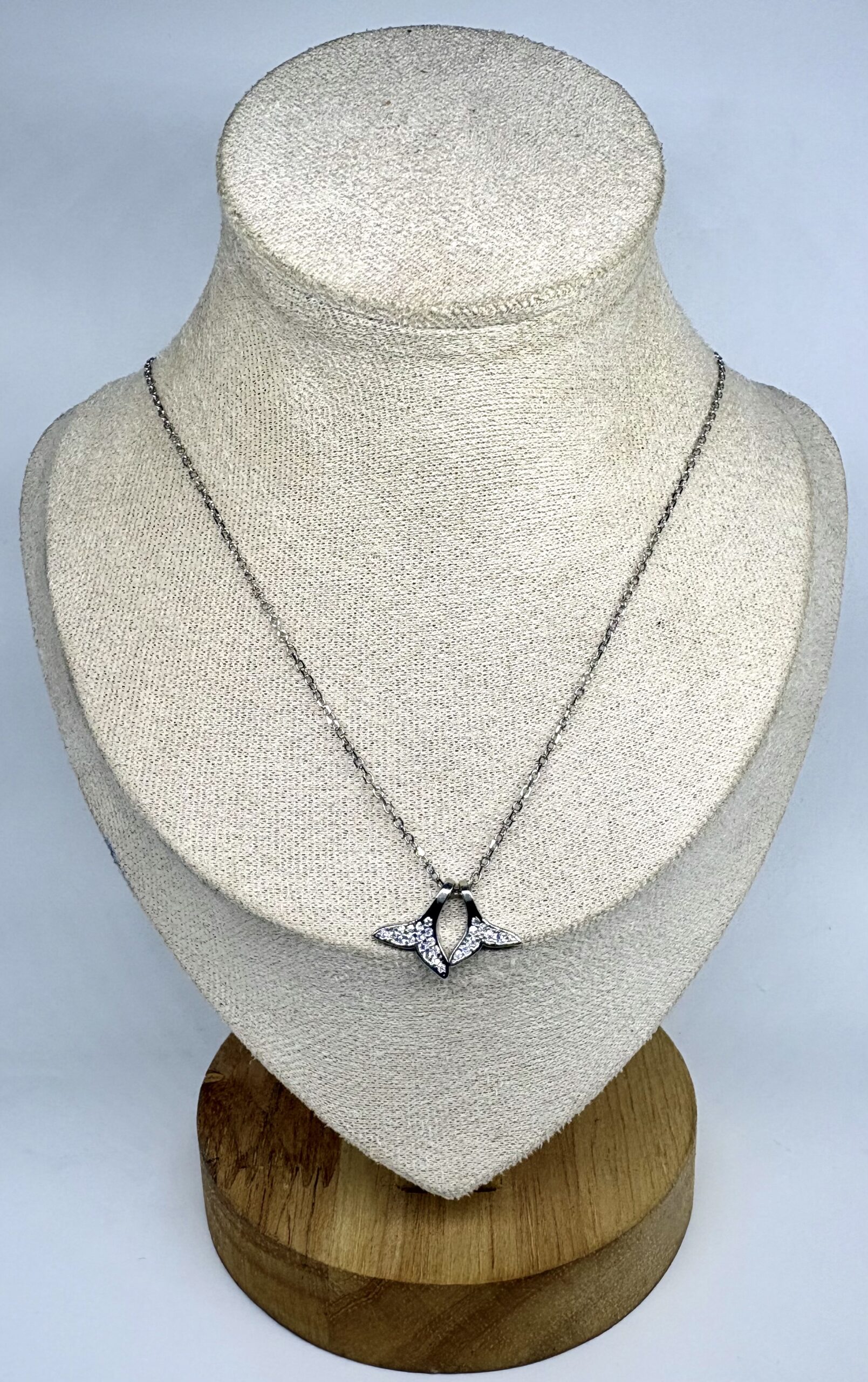 92.5 Sterling Silver Twin Wing CZ Pendant Chain