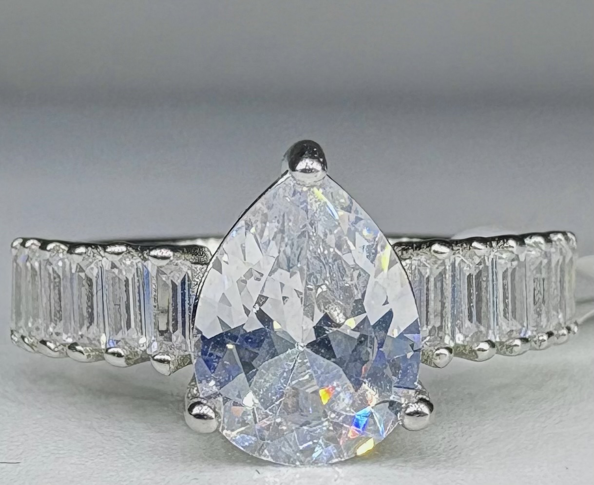 92.5 Sterling Silver Pear-Cut CZ Statement Ring - Image 2